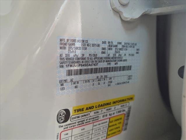 new 2025 Ford Expedition car, priced at $85,917