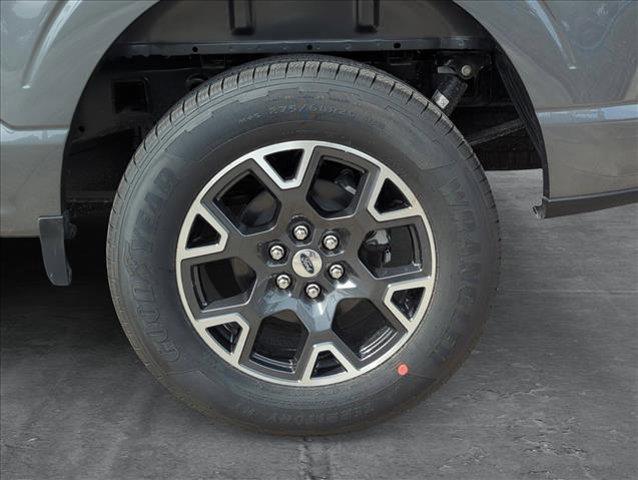 new 2025 Ford F-150 car, priced at $42,776