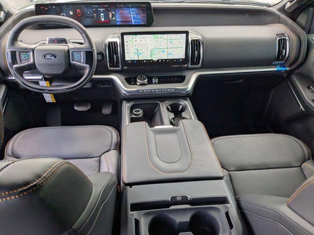 new 2025 Ford Expedition car, priced at $76,585