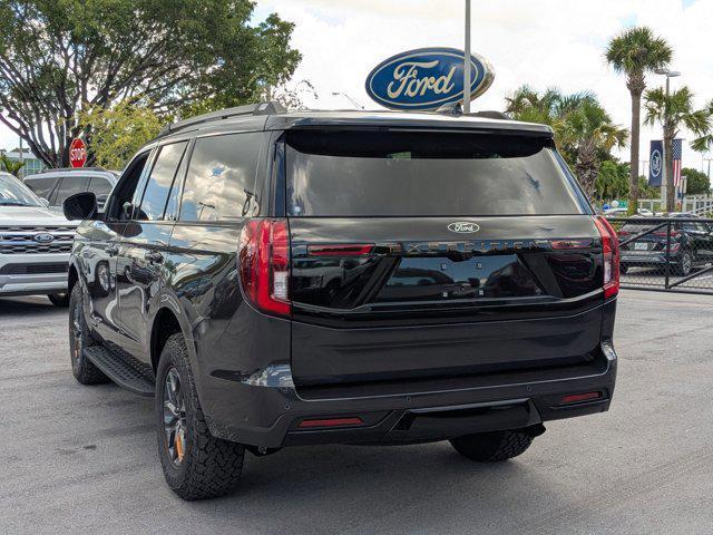 new 2025 Ford Expedition car, priced at $76,585