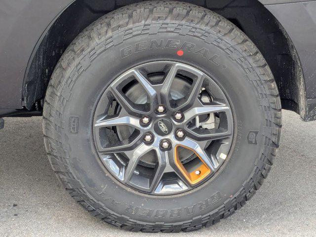 new 2025 Ford Expedition car, priced at $76,585