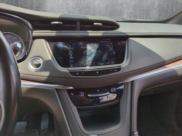 used 2020 Cadillac XT5 car, priced at $21,995