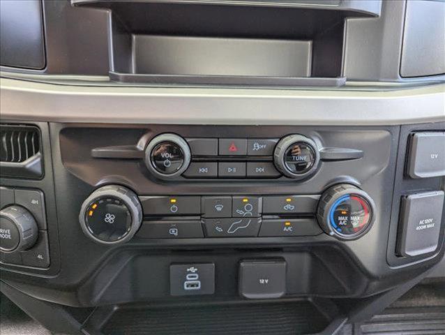 new 2025 Ford F-450 car, priced at $72,650