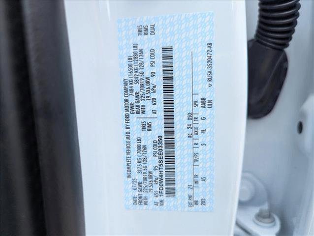 new 2025 Ford F-450 car, priced at $72,650