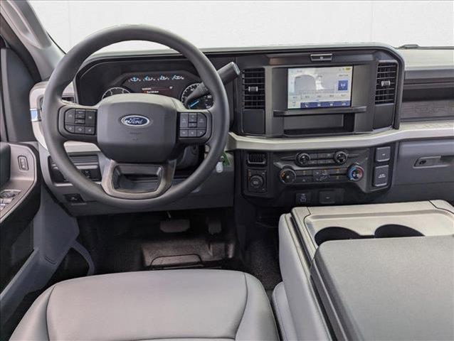 new 2025 Ford F-450 car, priced at $72,650