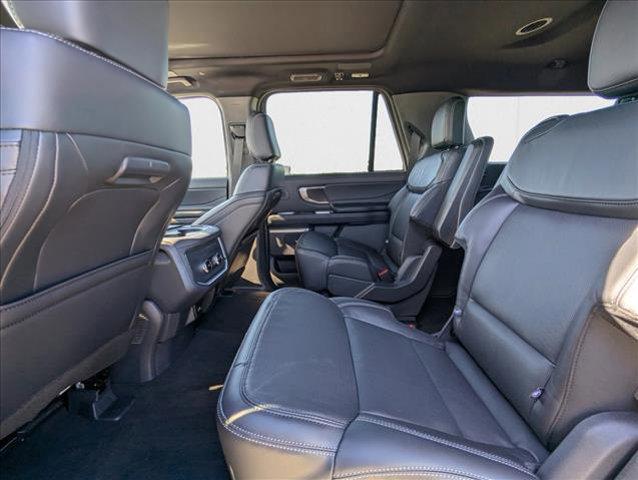 new 2025 Ford Expedition Max car, priced at $85,328