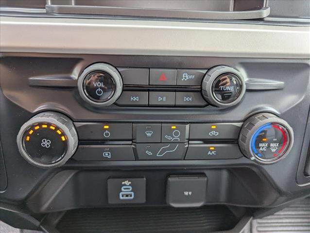 new 2025 Ford F-250 car, priced at $51,852