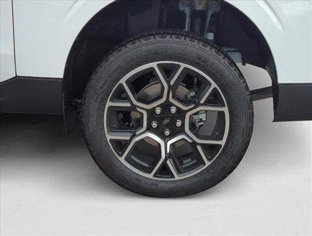new 2025 Ford Maverick car, priced at $39,077