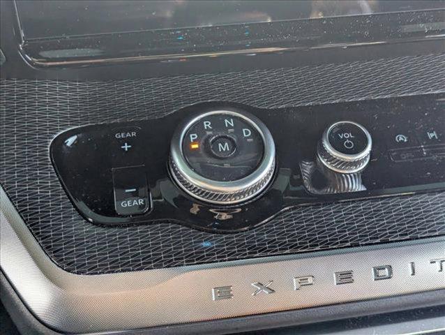 used 2025 Ford Expedition car, priced at $77,995