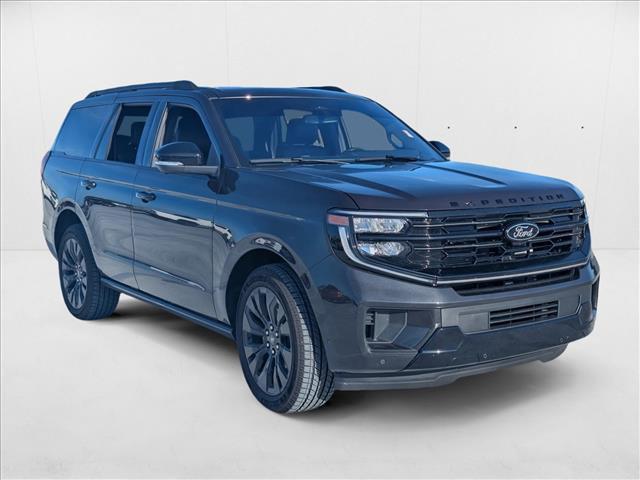 used 2025 Ford Expedition car, priced at $77,995