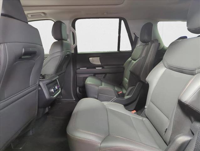 new 2025 Ford Expedition car, priced at $67,607