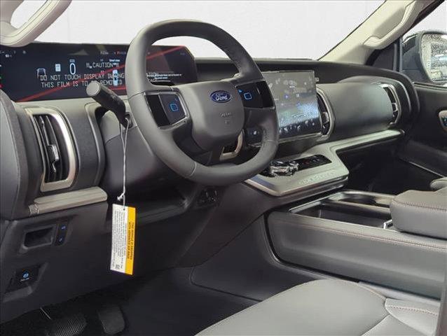 new 2025 Ford Expedition car, priced at $67,607