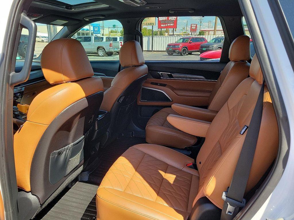 used 2024 Kia Telluride car, priced at $44,995
