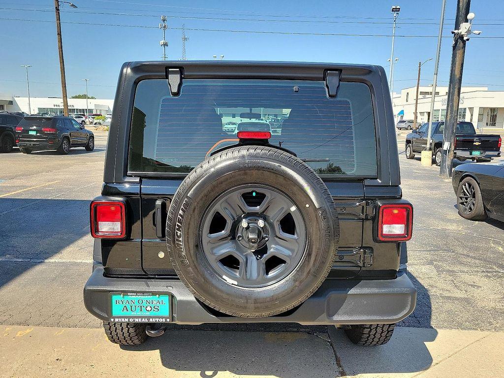 used 2022 Jeep Wrangler Unlimited car, priced at $26,995