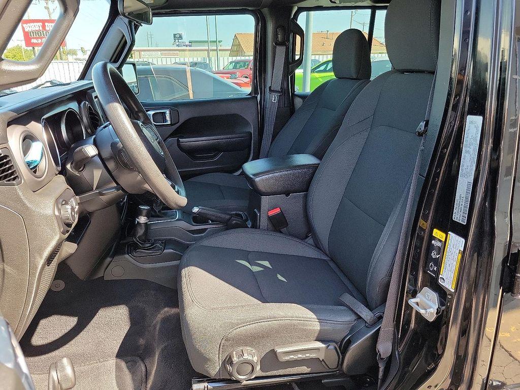 used 2022 Jeep Wrangler Unlimited car, priced at $26,995