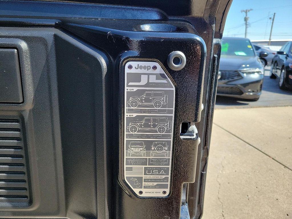 used 2022 Jeep Wrangler Unlimited car, priced at $26,995