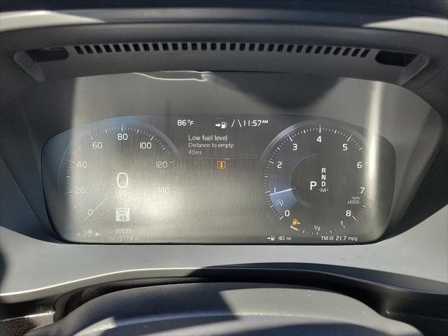 used 2022 Volvo XC40 car, priced at $28,995