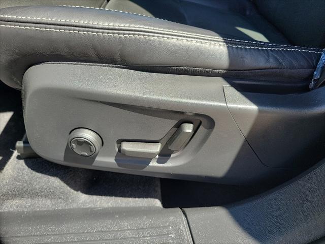 used 2022 Volvo XC40 car, priced at $28,995