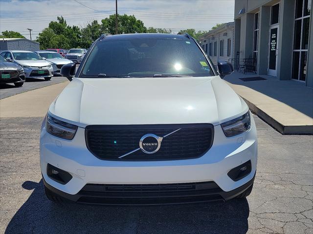 used 2022 Volvo XC40 car, priced at $28,995