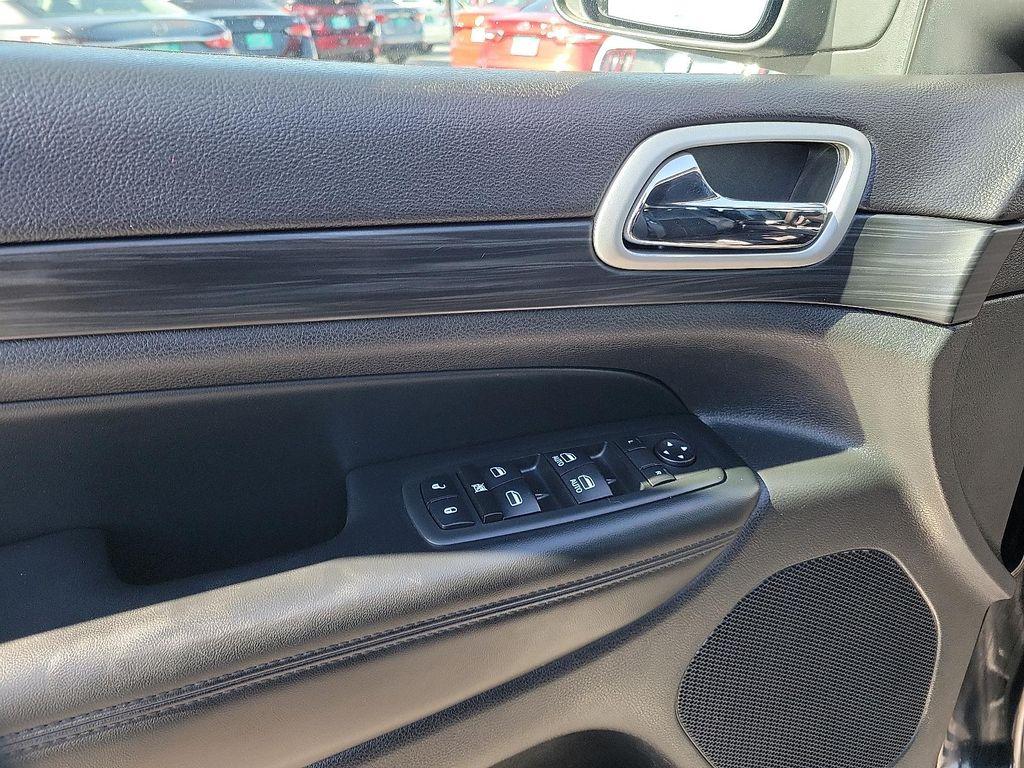 used 2020 Jeep Grand Cherokee car, priced at $22,998