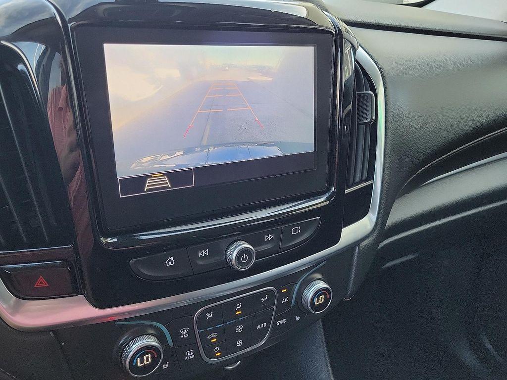 used 2021 Chevrolet Traverse car, priced at $28,995