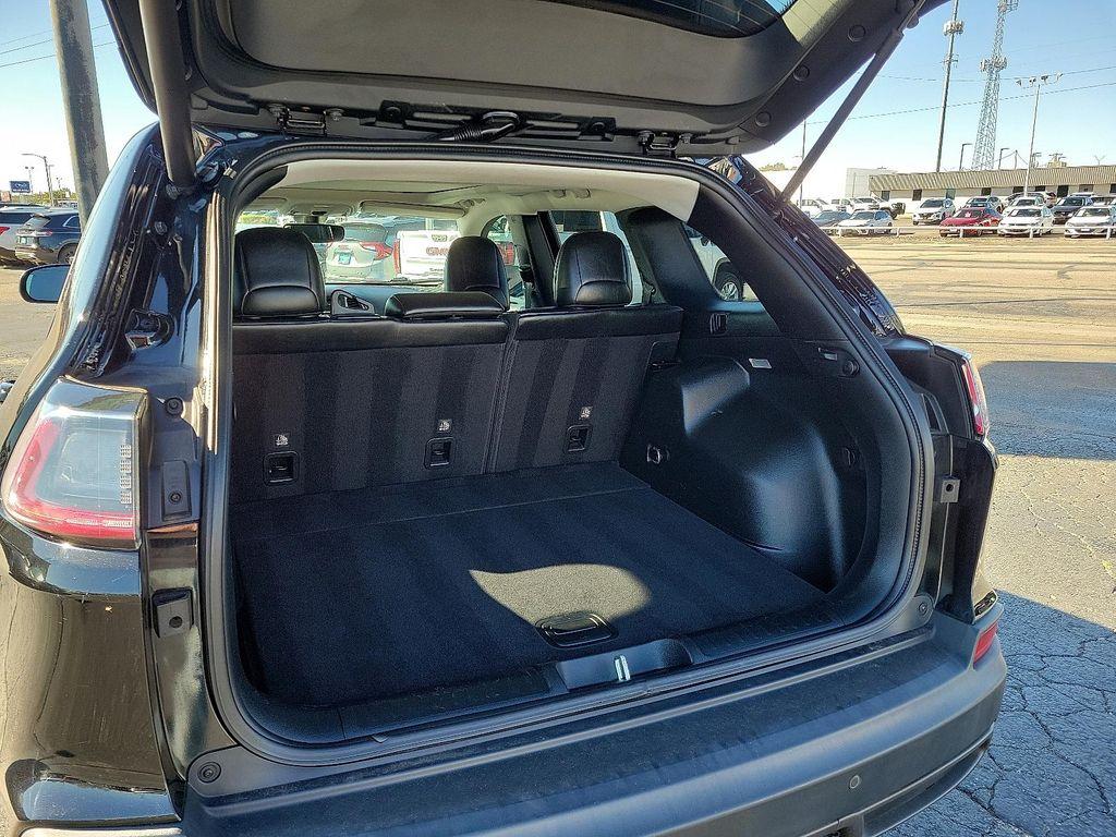 used 2019 Jeep Cherokee car, priced at $21,980