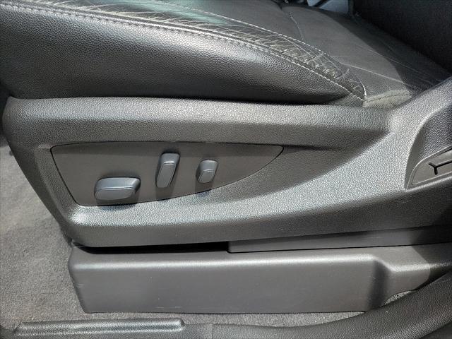 used 2020 Chevrolet Suburban car, priced at $34,995