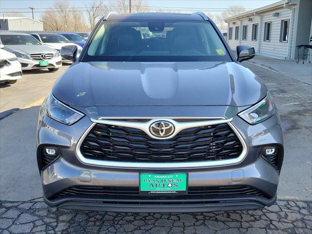 used 2023 Toyota Highlander car, priced at $38,994