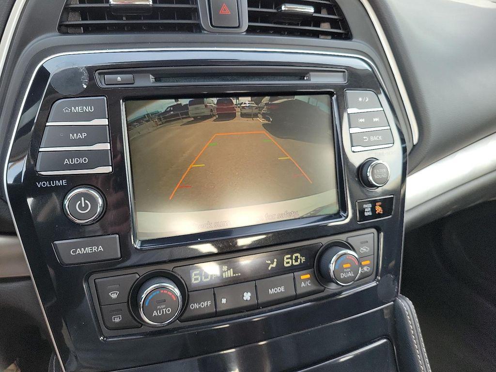 used 2023 Nissan Maxima car, priced at $24,995