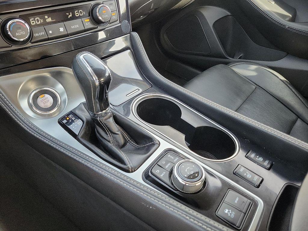 used 2023 Nissan Maxima car, priced at $24,995