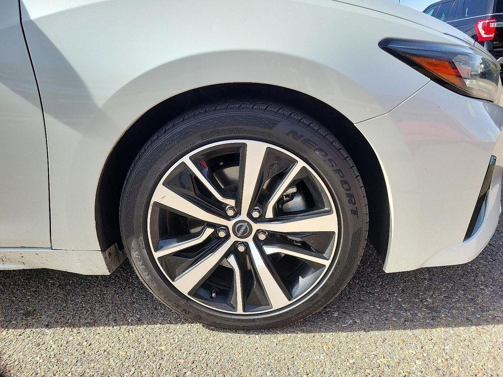 used 2023 Nissan Maxima car, priced at $24,995