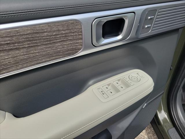 used 2024 Hyundai Santa Fe car, priced at $37,888