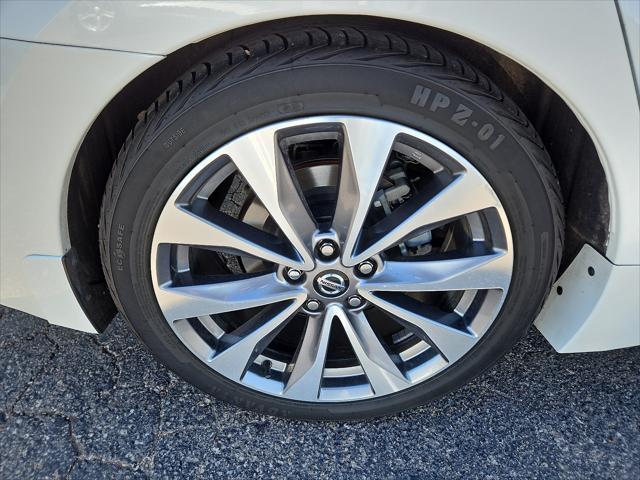 used 2020 Nissan Maxima car, priced at $30,995