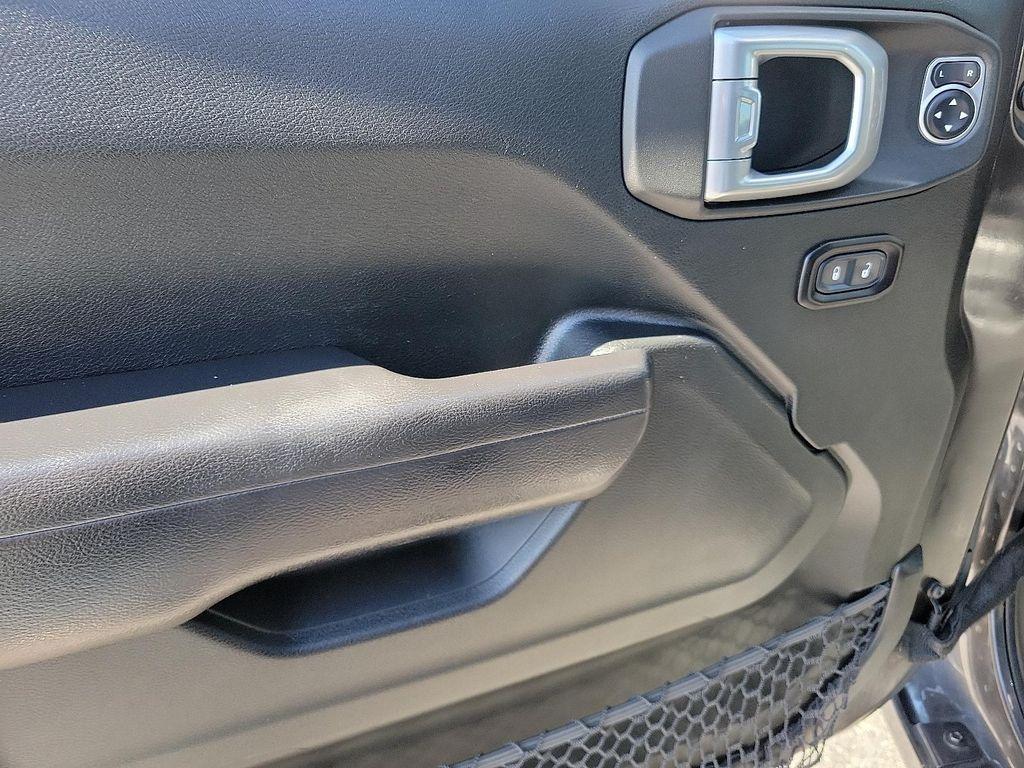 used 2018 Jeep Wrangler Unlimited car, priced at $23,998