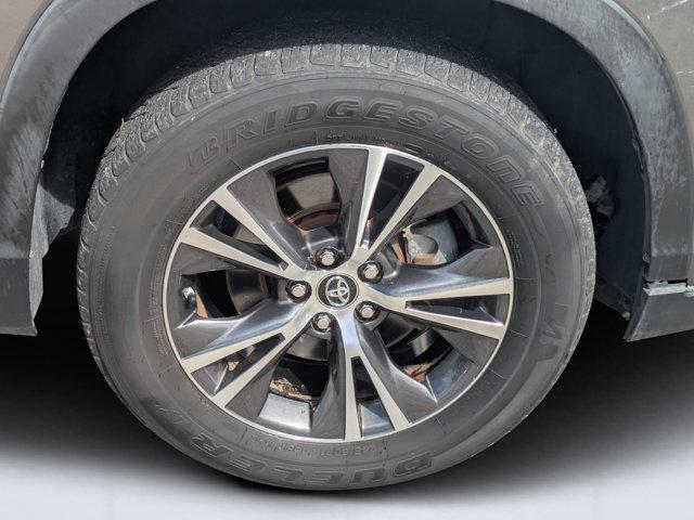 used 2018 Toyota Highlander car, priced at $13,777