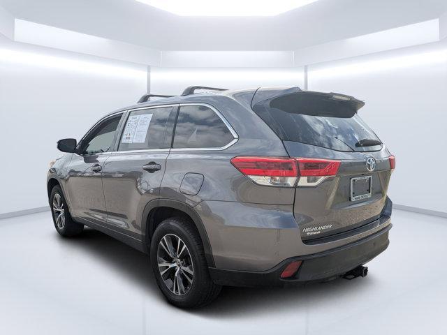 used 2018 Toyota Highlander car, priced at $13,777