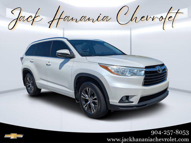 used 2016 Toyota Highlander car, priced at $21,777