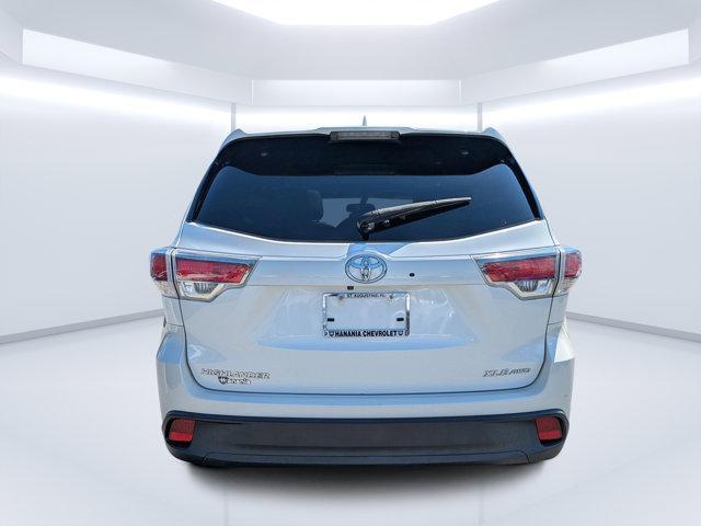 used 2016 Toyota Highlander car, priced at $21,677
