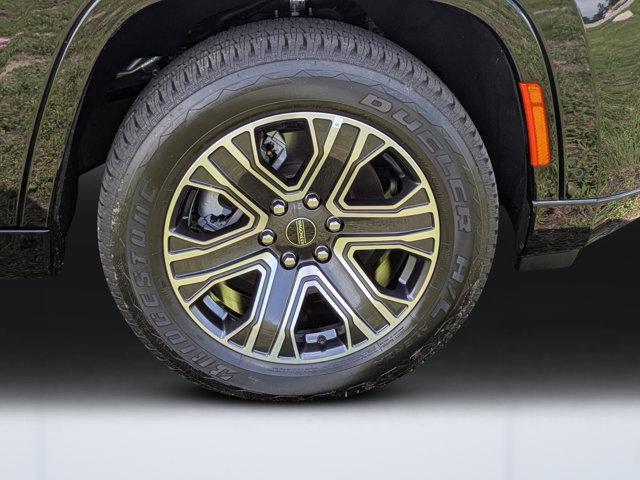 used 2025 Jeep Wagoneer L car, priced at $58,977