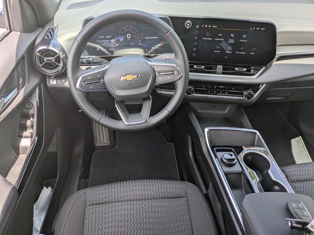 new 2026 Chevrolet Equinox car, priced at $31,995