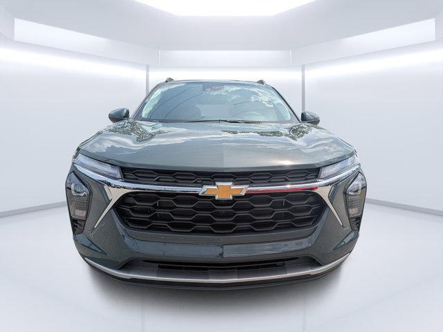 new 2025 Chevrolet Trax car, priced at $22,890