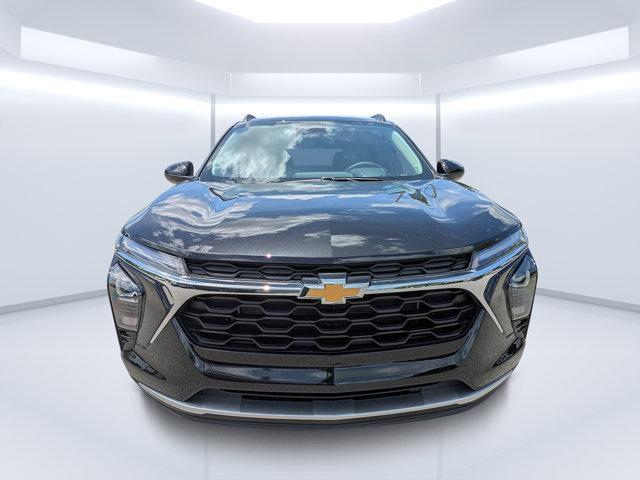 new 2025 Chevrolet Trax car, priced at $24,211