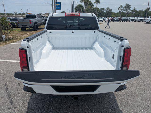 new 2025 Chevrolet Colorado car, priced at $38,630
