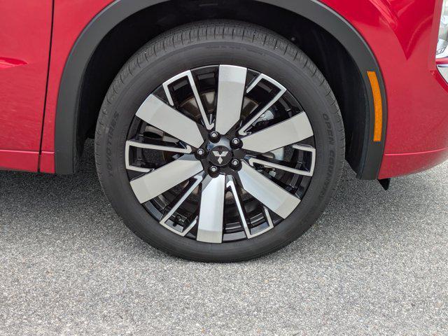 used 2025 Mitsubishi Outlander car, priced at $34,977