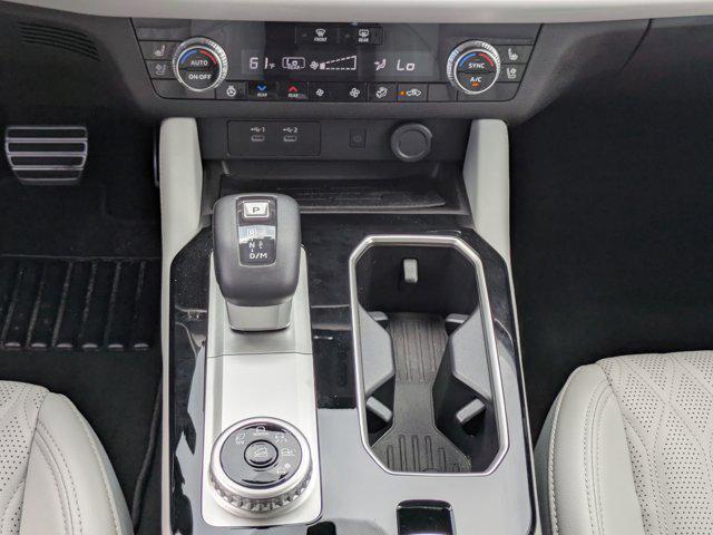used 2025 Mitsubishi Outlander car, priced at $34,977