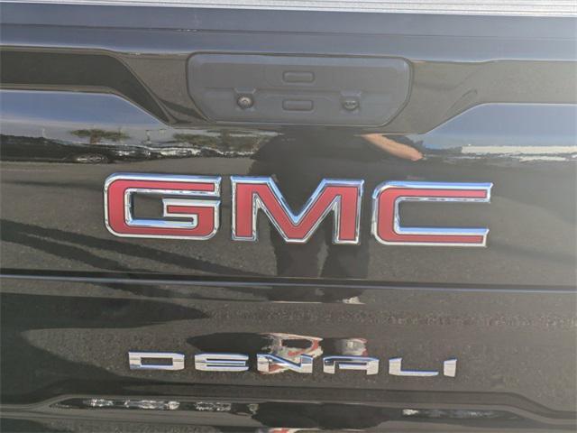 used 2020 GMC Sierra 1500 car, priced at $38,577