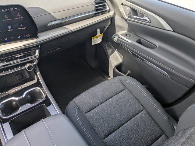 new 2025 Chevrolet Traverse car, priced at $41,453