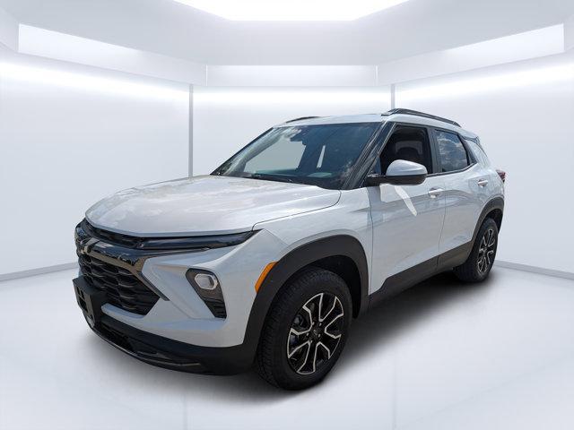 new 2025 Chevrolet TrailBlazer car, priced at $32,586