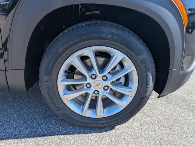 new 2025 Chevrolet TrailBlazer car, priced at $25,680