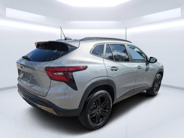 used 2024 Chevrolet Trax car, priced at $20,977